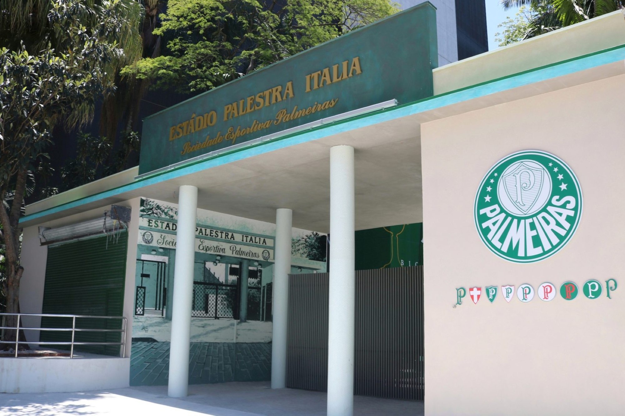 Palmeiras afasta conselheiro após denúncia de assédio contra menores