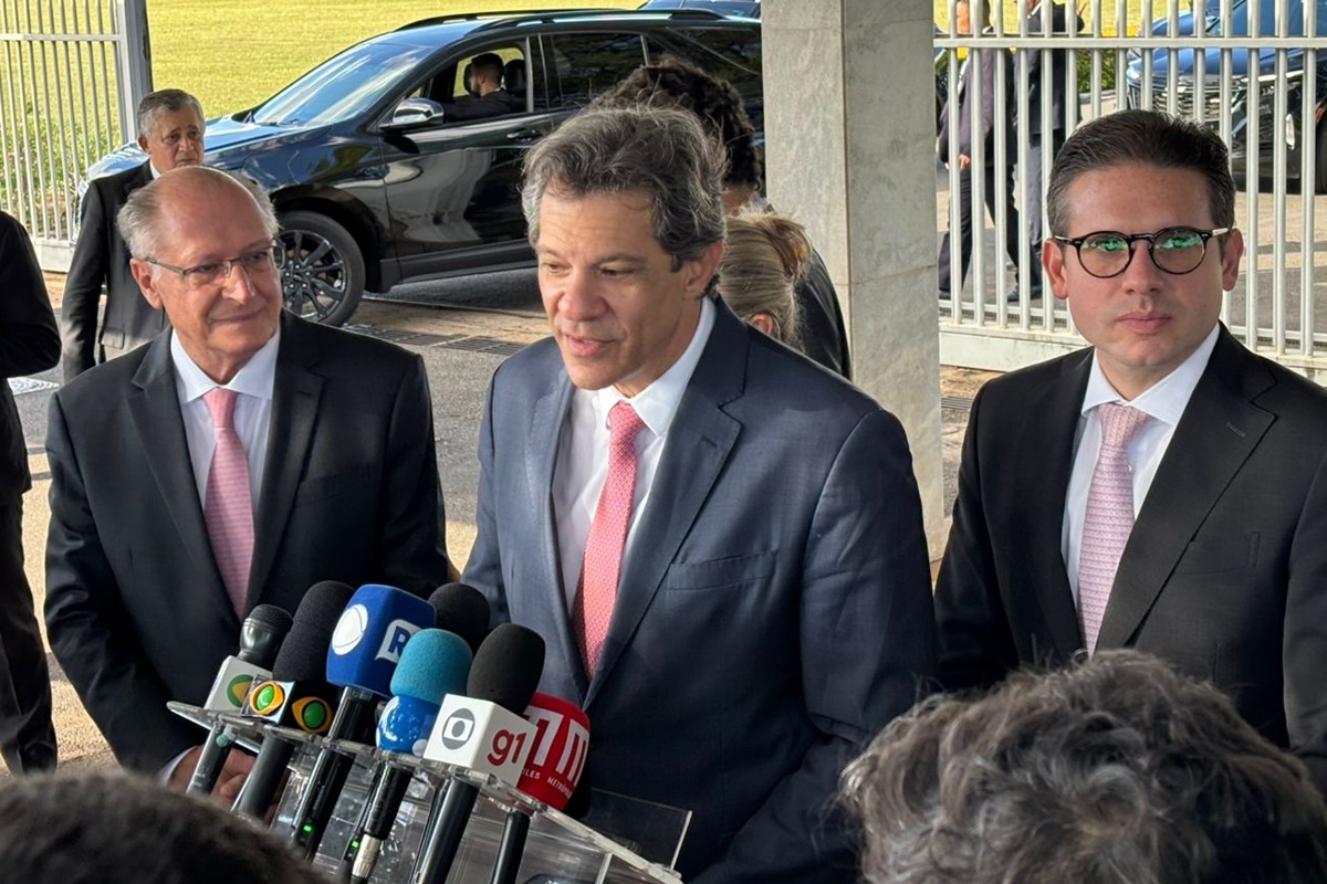 IOF: Haddad anunciará medidas alternativas só após reunião com líderes