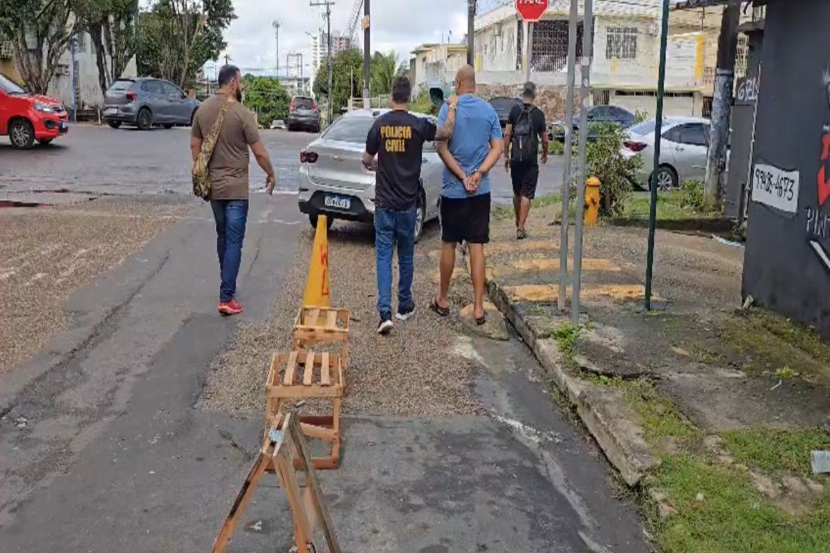 Pastor, pai de santo e gerente de banco davam golpe em professores