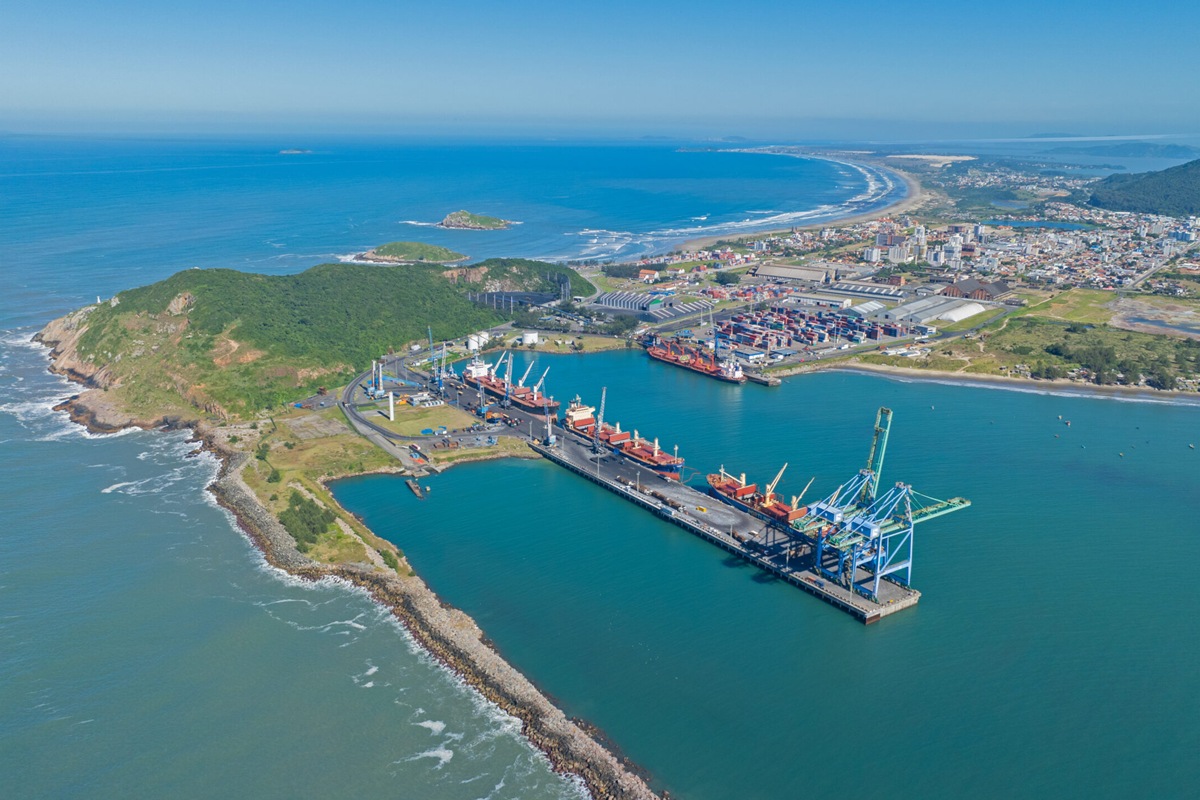 Porto de Imbituba, em Santa Catarina
