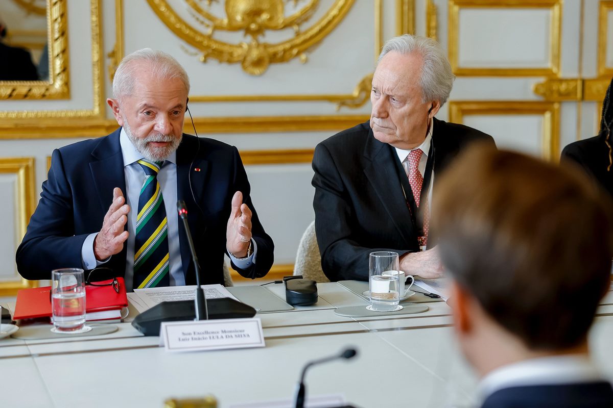 Em Paris, Lula critica ONU e chama guerra em Gaza de genocídio