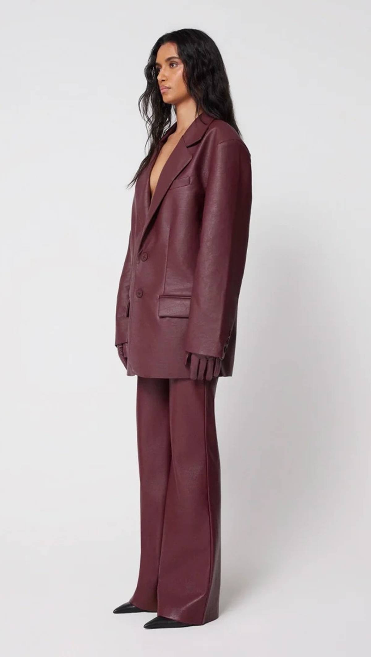 Blazer oversized da Khy, marca de Kylie Jenner - Metrópoles