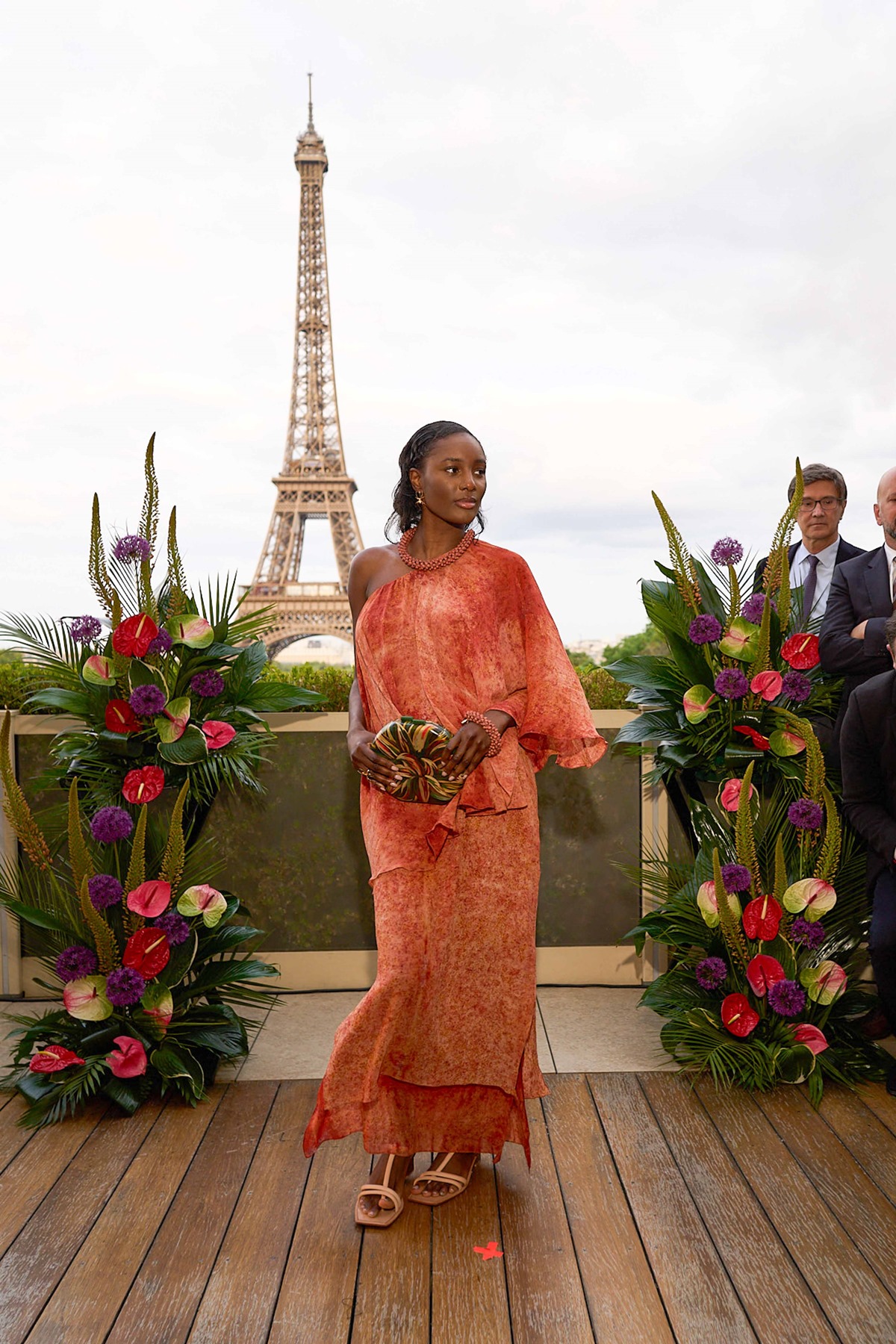 Marcas brasileiras desfilam em evento com Janja em Paris lula brigitte macron (28) -metrópoles