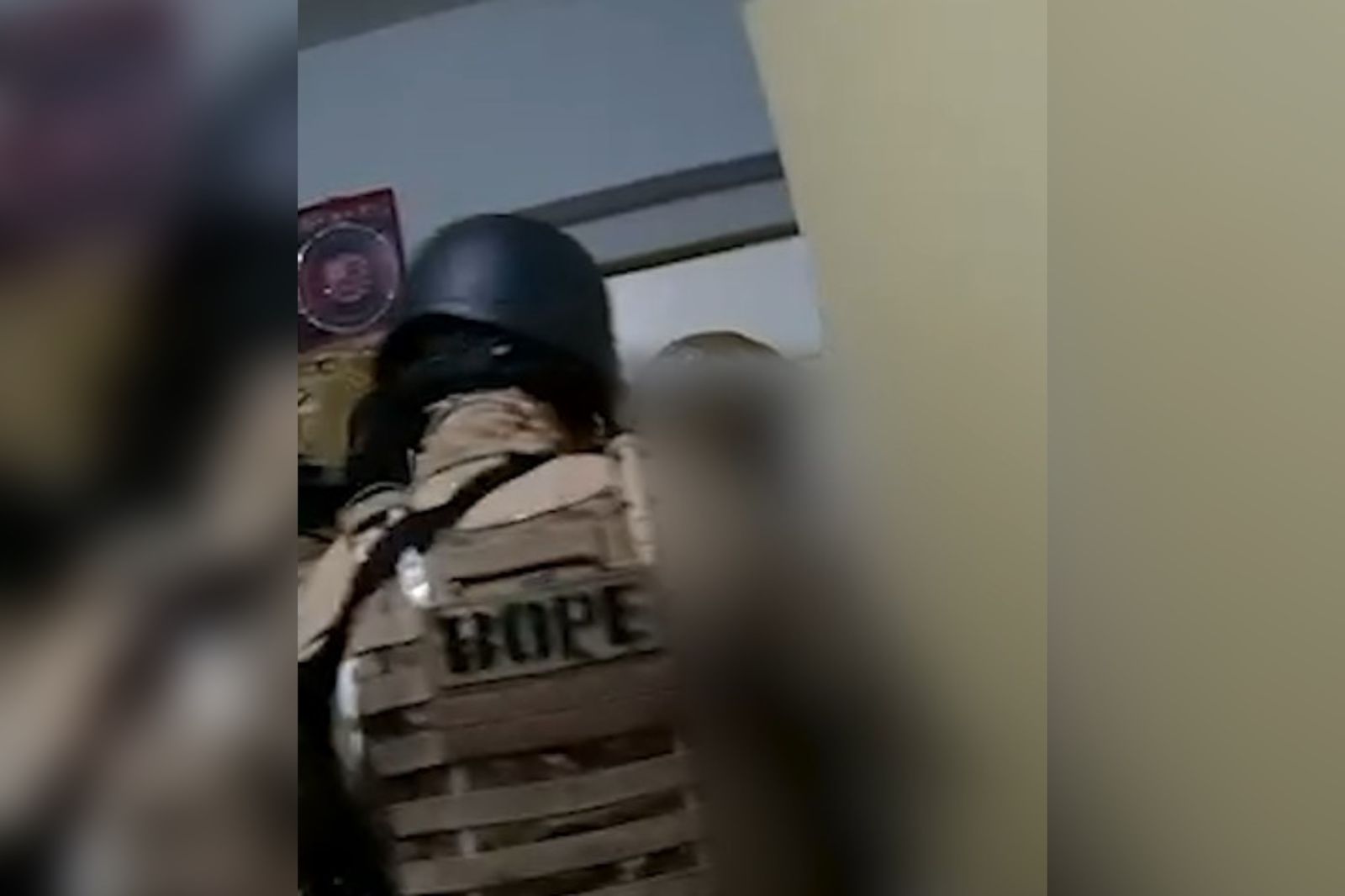 Vídeo mostra resgate de mulher grávida e criança de 12 anos no DF