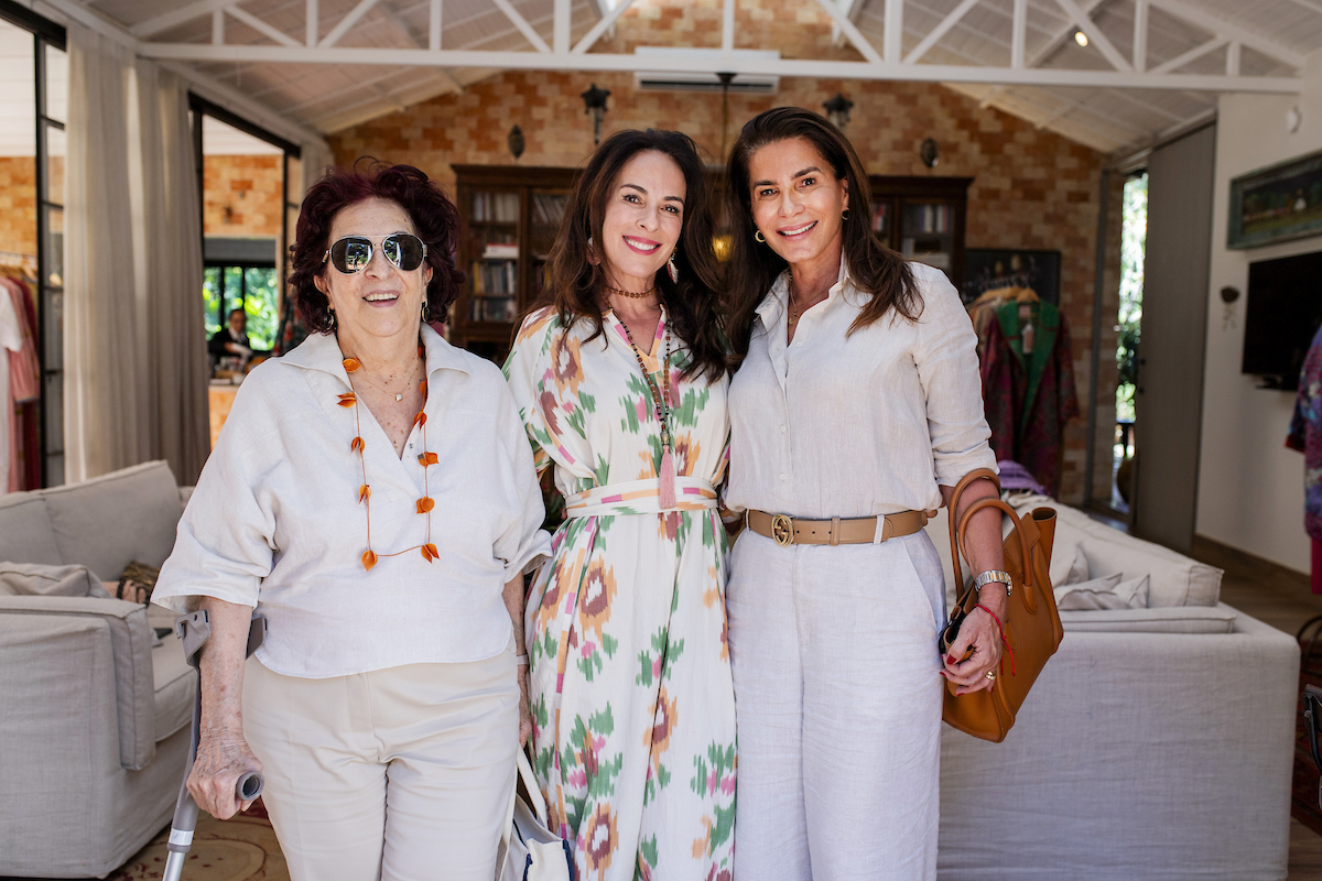 Andréa Cabrera recebe a marca Ethne - Metrópoles