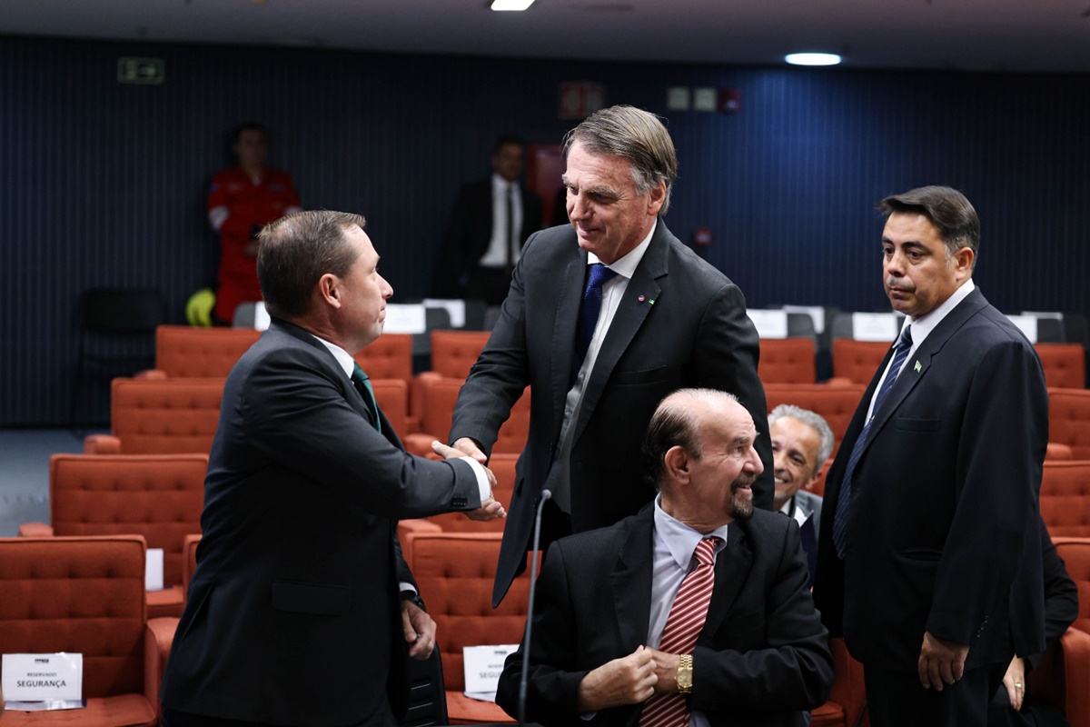 Saiba como foi o encontro de Cid e Bolsonaro em interrogatório no STF