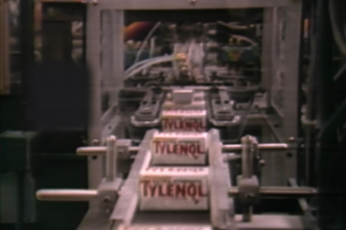 Foto de documentário colorido em Tylenol