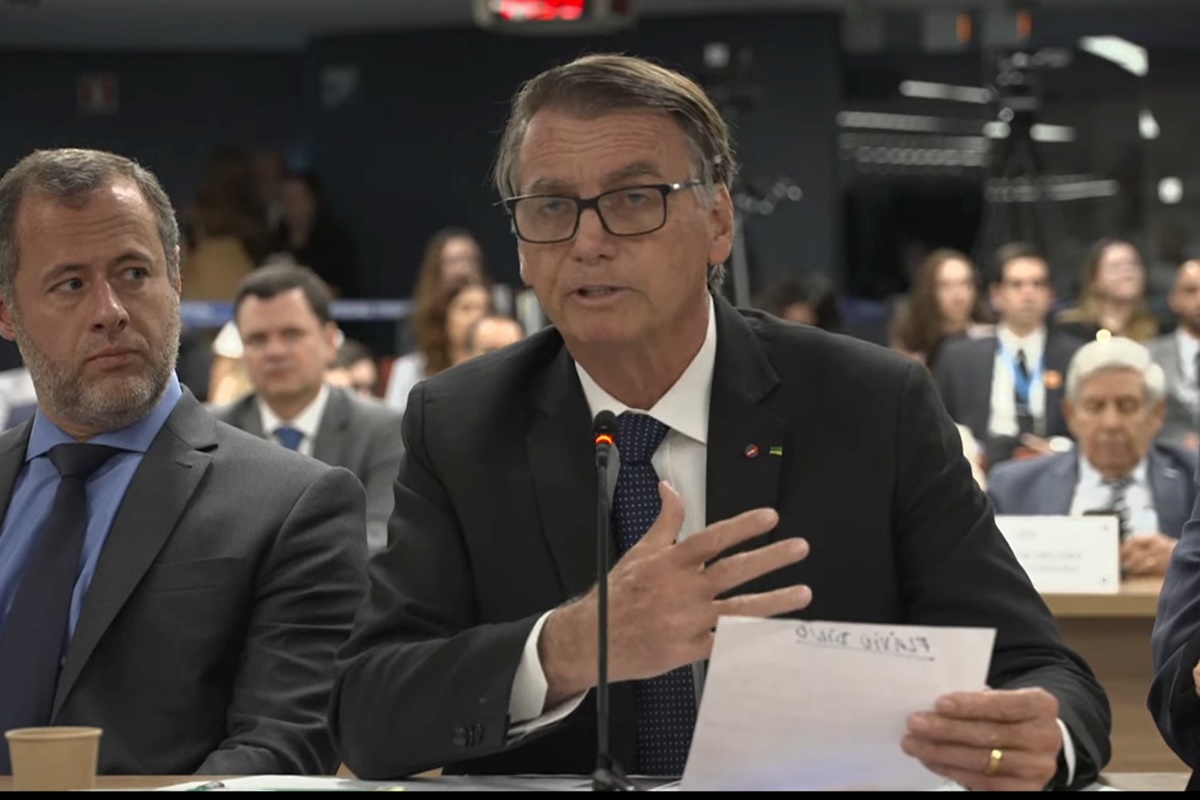 “Me acusaram de tudo, até de pedófilo”, diz Bolsonaro sobre eleições