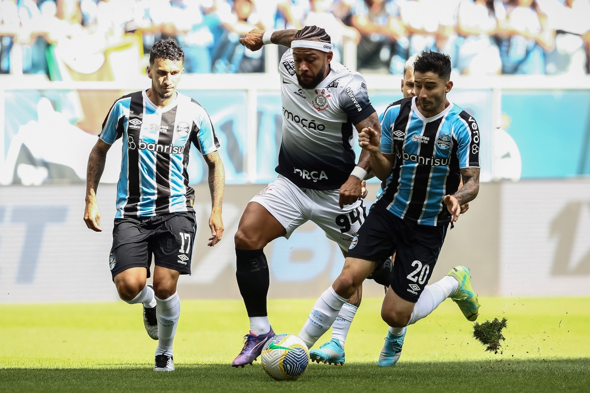 Grêmio recebe o Corinthians pelo Brasileirão. Saiba onde assistir