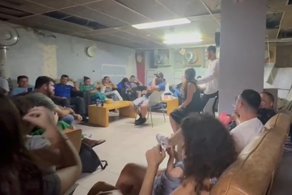 Prefeitos brasileiros estão em bunker em Israel: “Desesperador”; vídeo