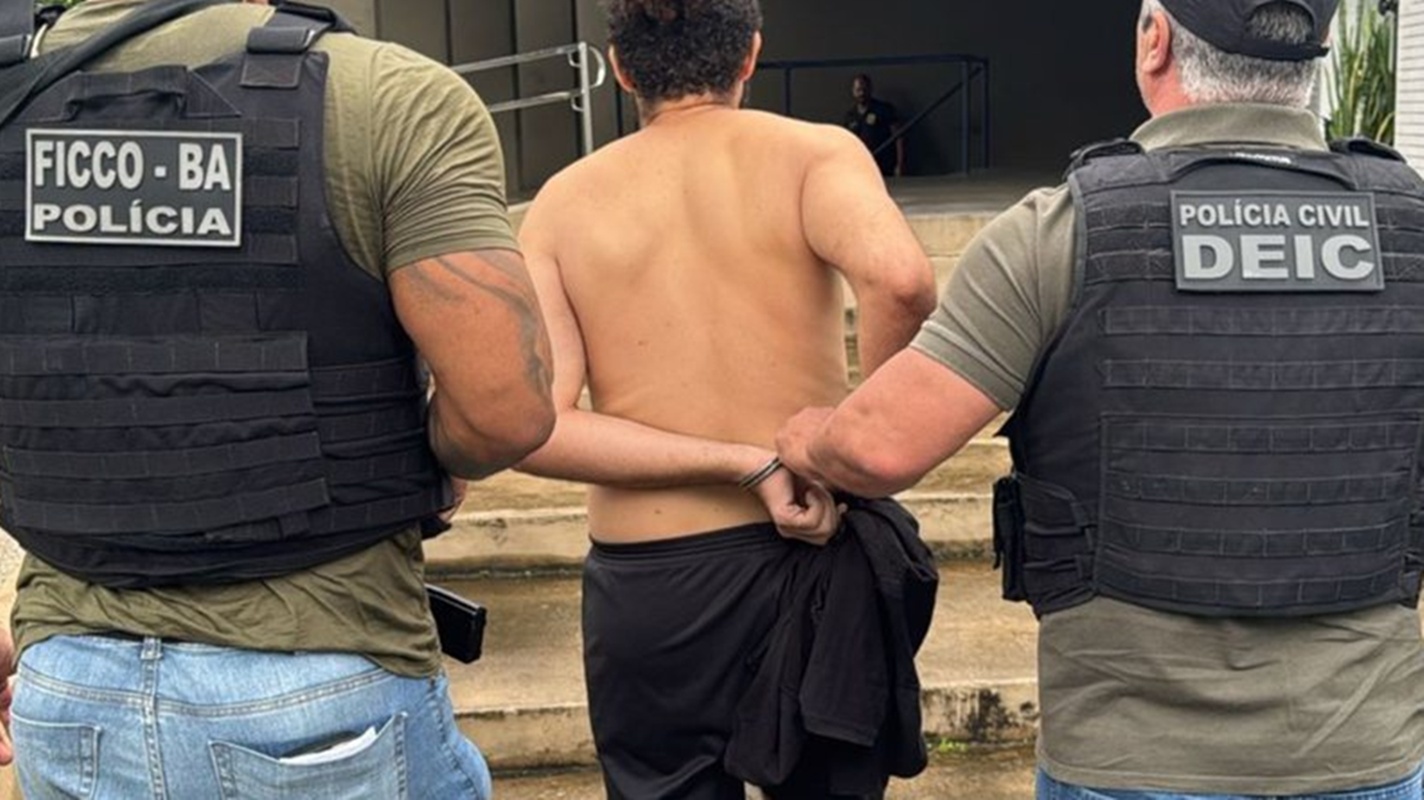 Homem é preso dez anos após esfaquear e atear fogo no corpo de ex