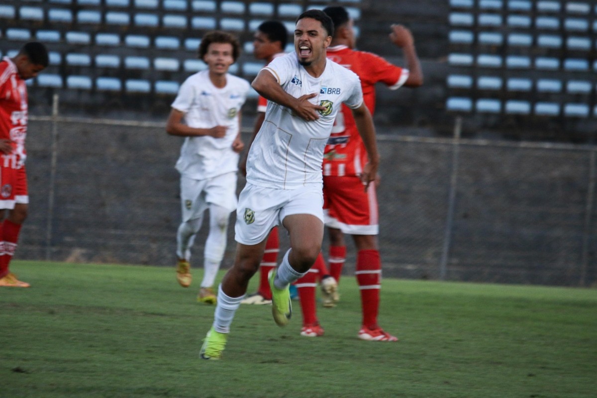 Samambaia vira o jogo e vence o Planaltina pelo Candangão Sub-20