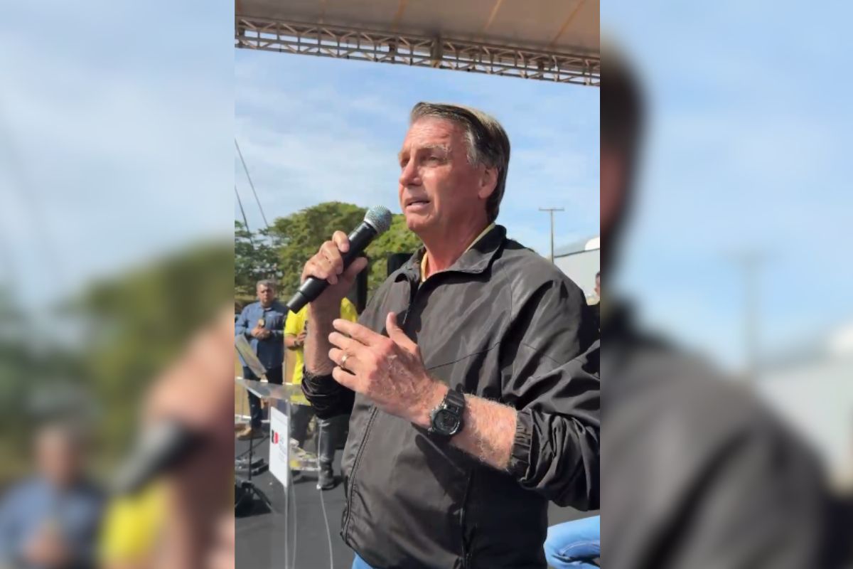 Após indiciamento da PF, Bolsonaro diz ser o “mais perseguido” do país