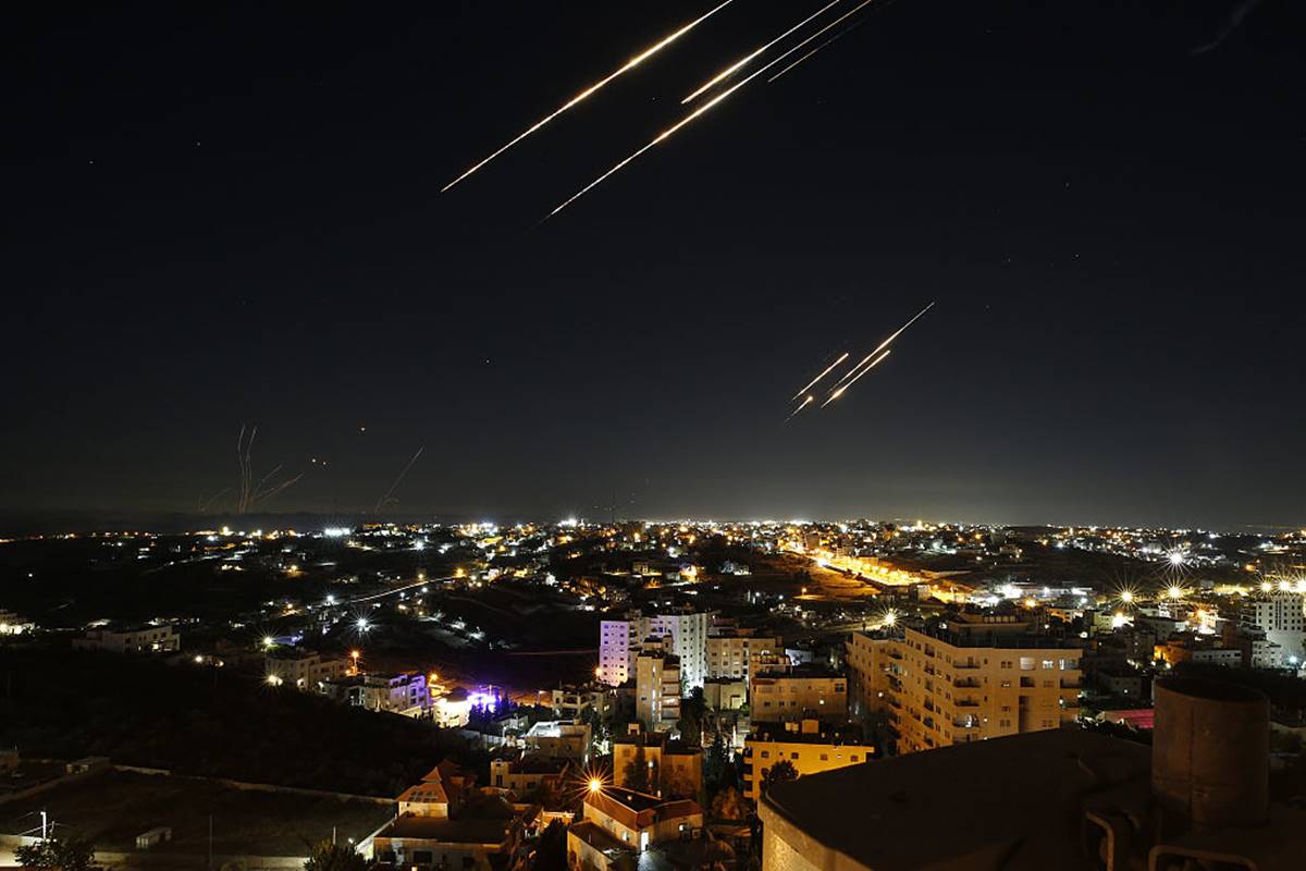 A ameaça do Irã e o hospital bombardeado em Israel