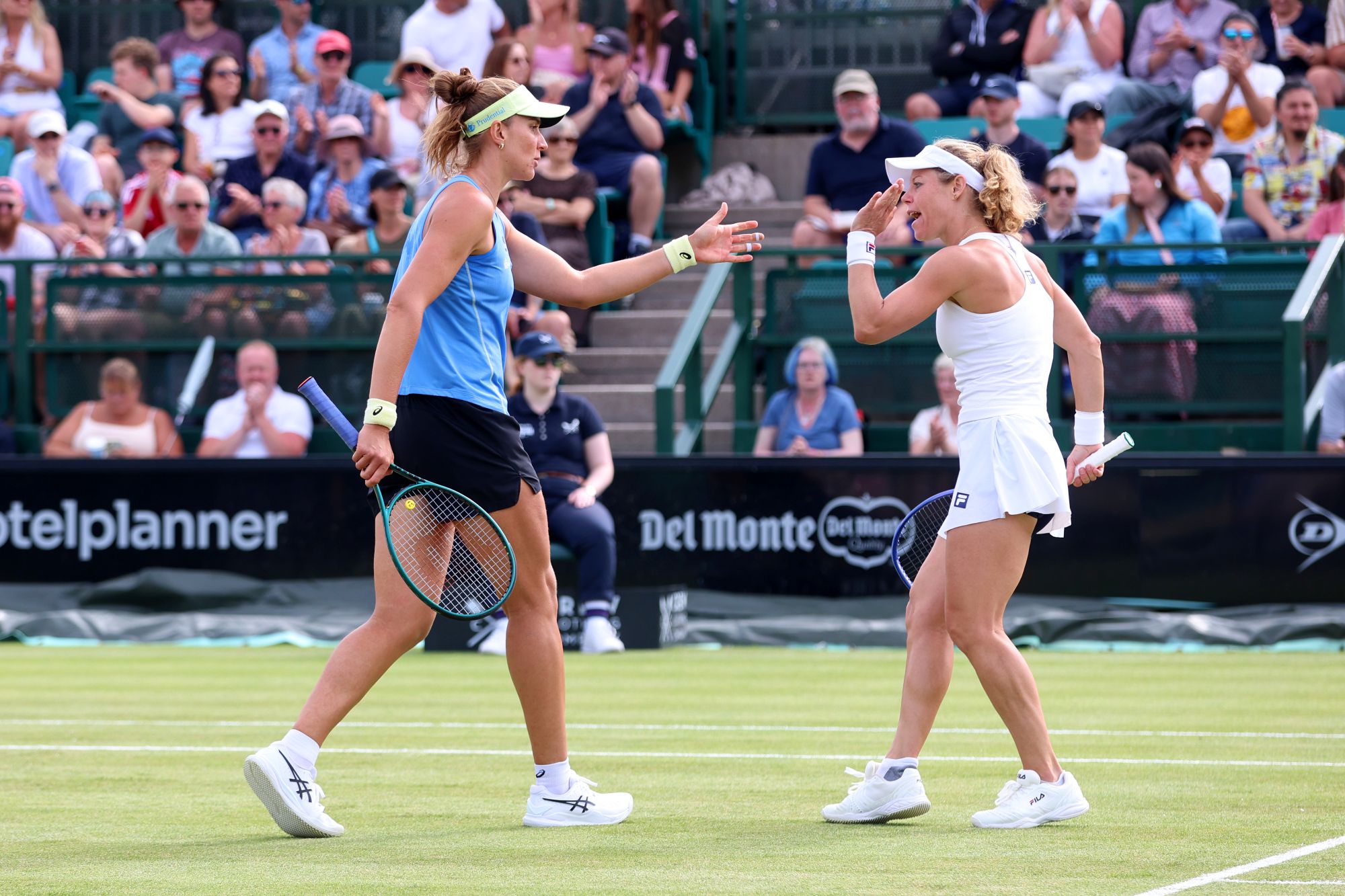 Tênis: Bia Haddad é campeã nas duplas do WTA 250 de Nottingham