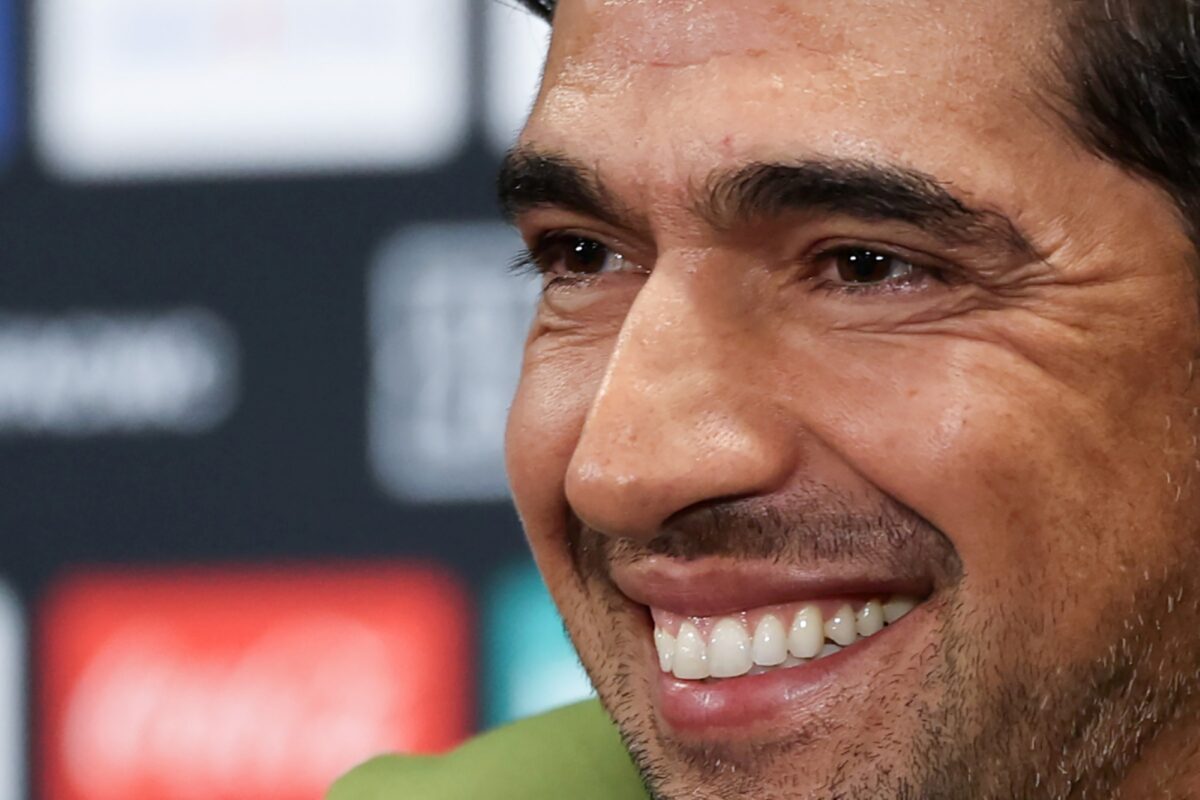 Abel Ferreira indica renovação com o Palmeiras até 2027