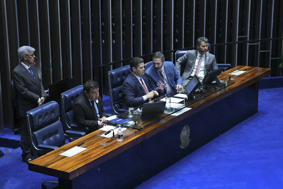 Alcolumbre marca votação do PL da Adultização no Senado