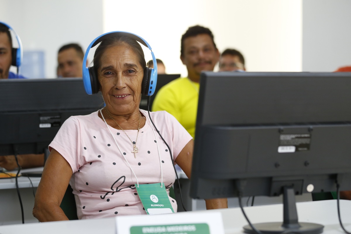 Governo do Ceará cria programa para analfabetos obterem a CNH