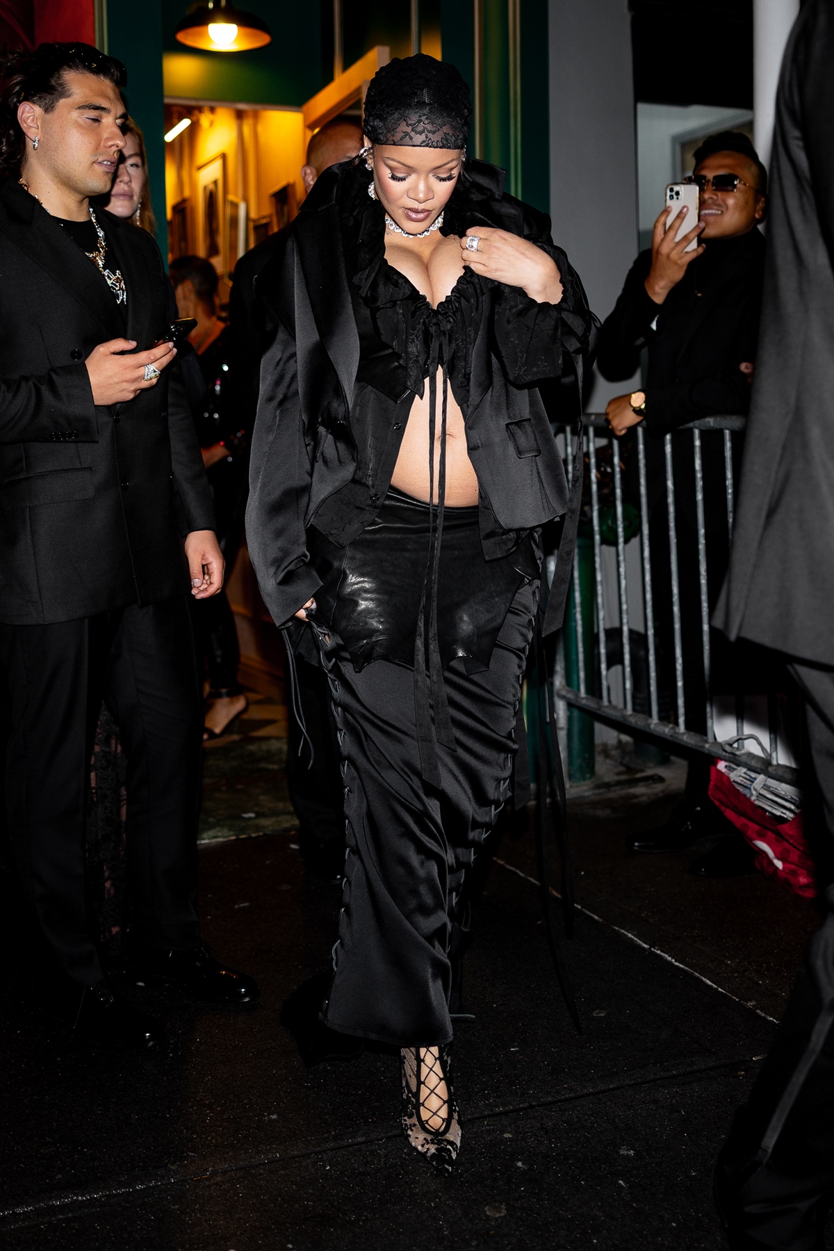 rihanna looks gravida gestante asap rocky riot filho moda estilo - metrópoles