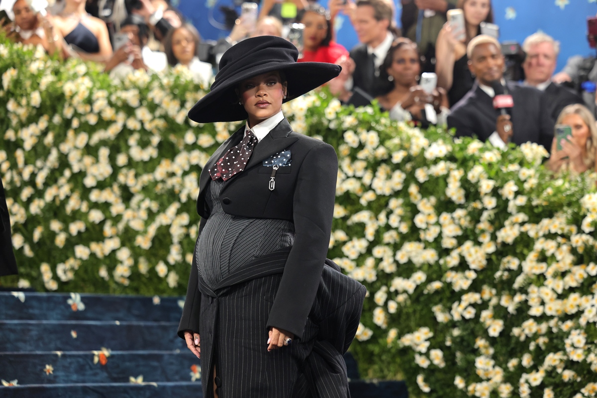 rihanna looks gravida gestante asap rocky riot filho moda estilo - metrópoles