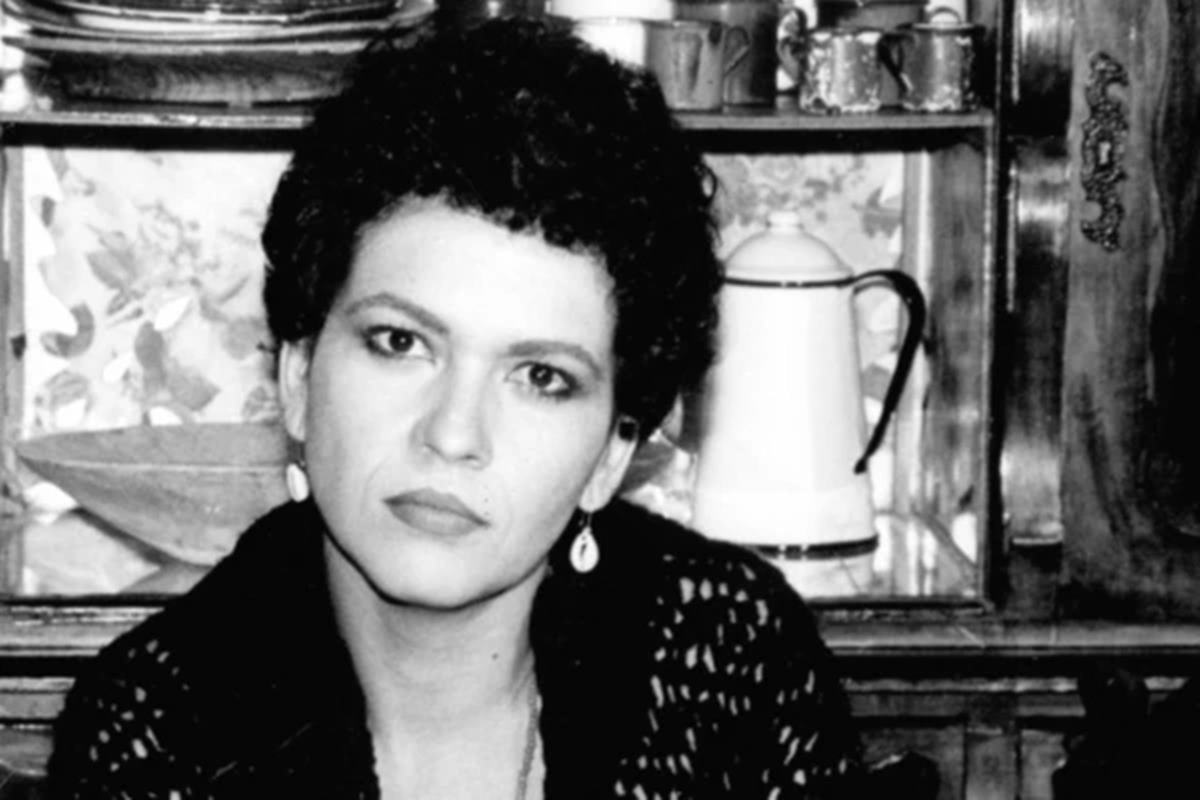 A Triste História de Regina Maria Dourado: A Atriz Talentosa que Partiu Precedida pelo Câncer