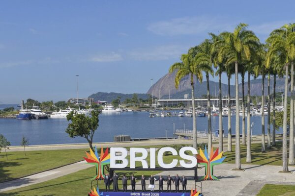 Imagem colorida de foto oficial do Brics
