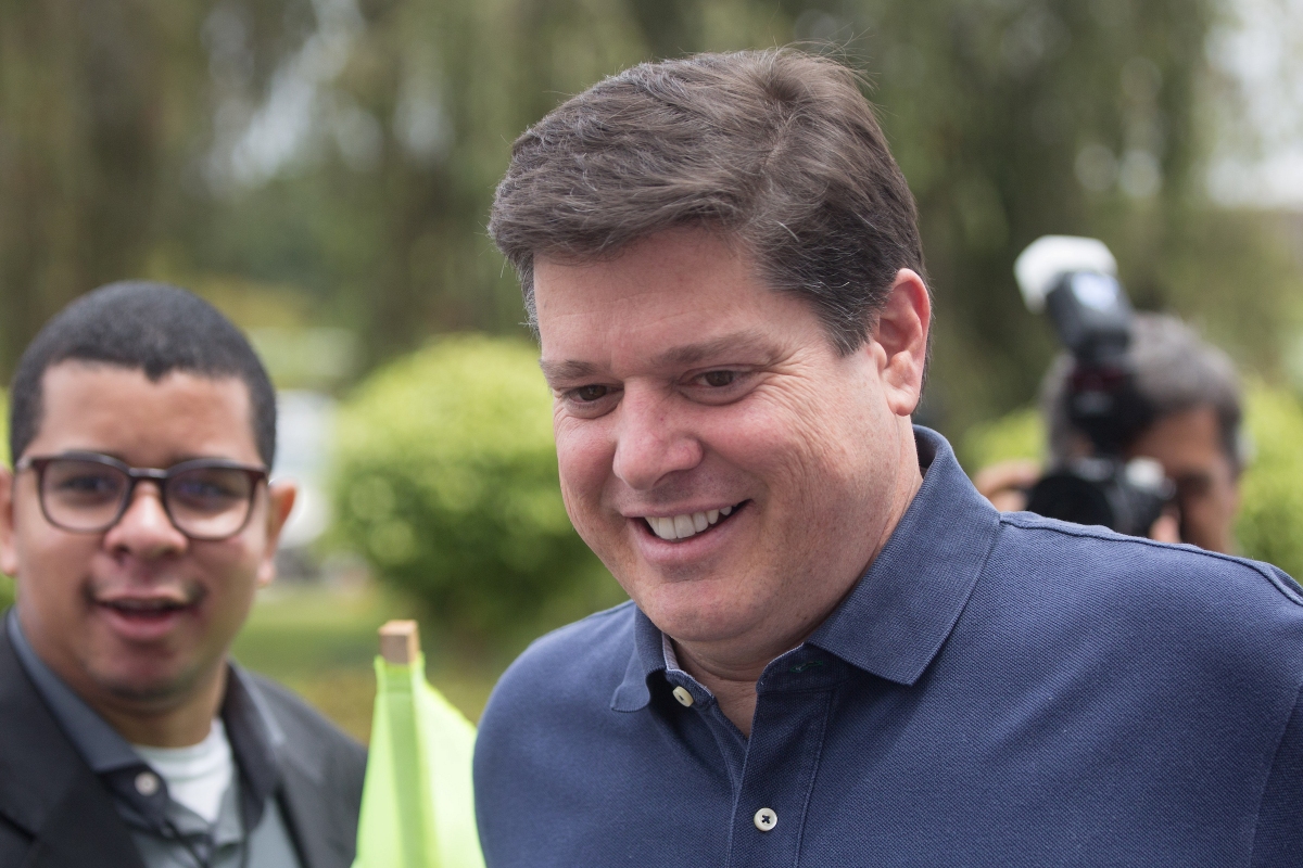 Baleia: união contra PT depende do candidato e Lula tem “mão na taça”