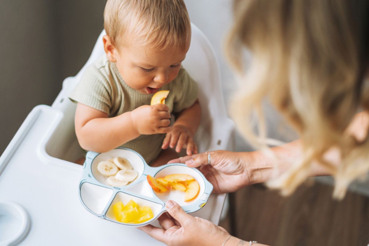 Alimentos que devem ser evitados na dieta de bebês menores de 2 anos