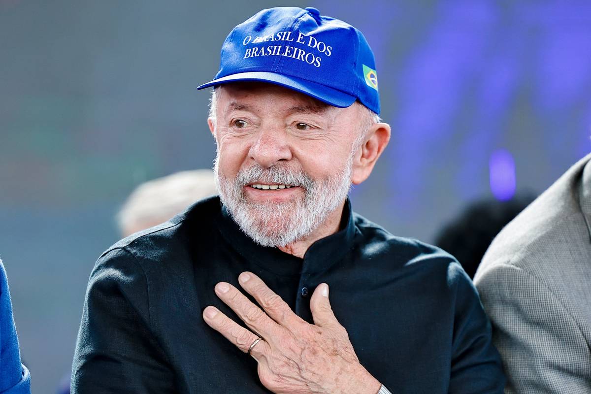 Em pronunciamento, Lula critica “traidores da pátria” que apoiam Trump