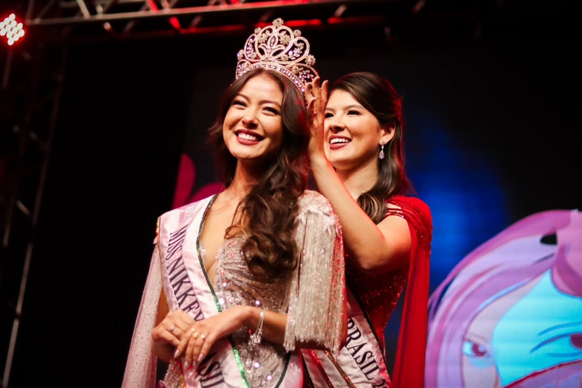 Ana Luiza Souto Umada Coroada Miss Nikkey Brasil 2025: A Beleza Nipo-Brasileira que Conquistou o Palco!