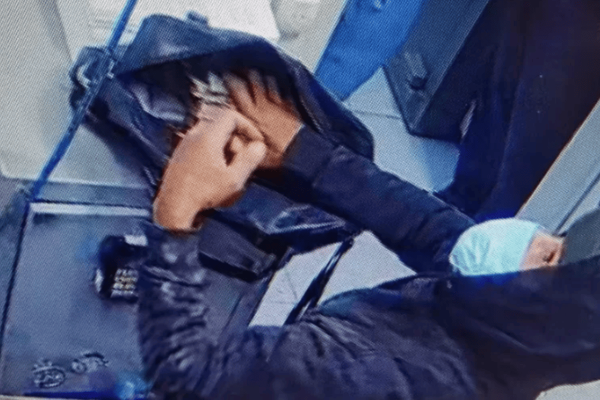 Quadrilha invade banco, faz 17 reféns e rouba R$ 1 mi em espécie em SP