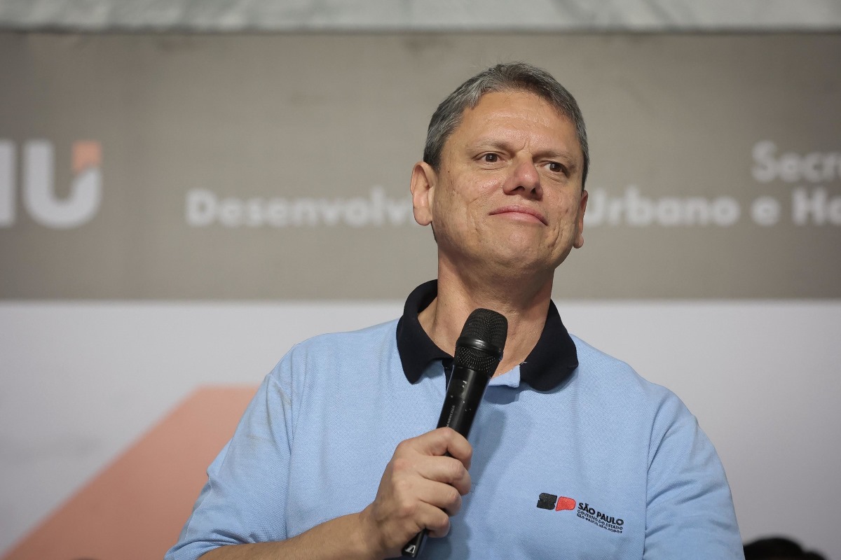 Aliados se irritam após Tarcísio ignorar Moraes em defesa de Bolsonaro