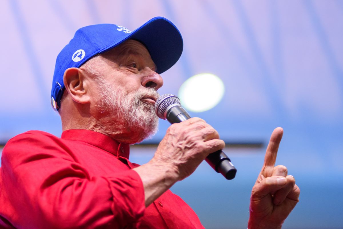 “Não é um gringo que vai dar ordem para este presidente”, diz Lula