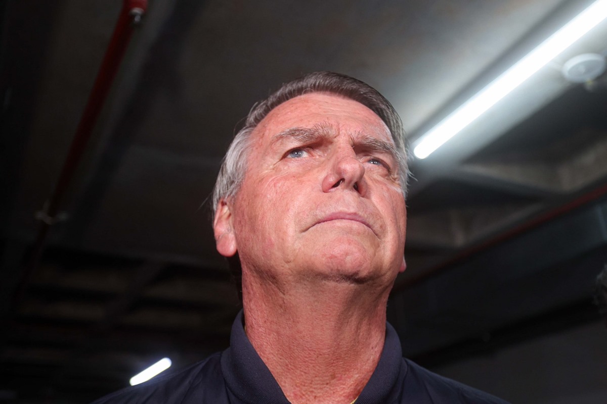 Bolsonaro: “Pode contratar o Ruy Barbosa, mas ninguém ganha do Moraes”