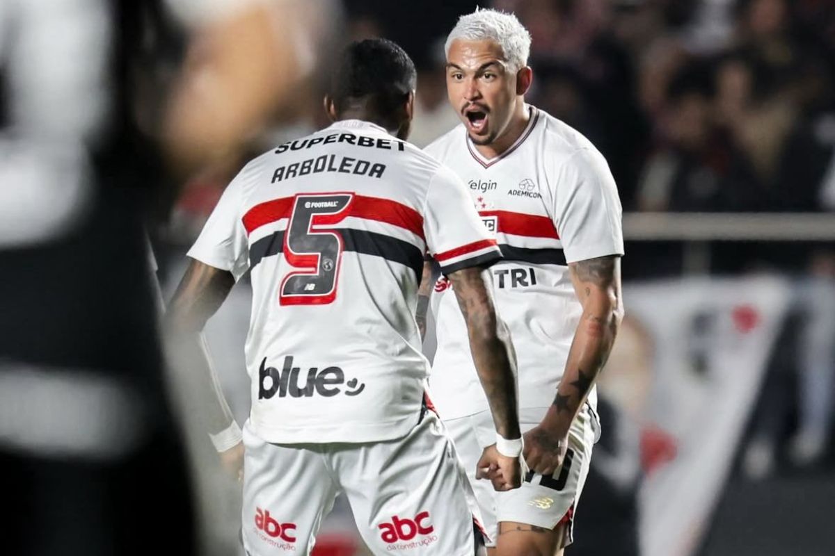 Luciano é decisivo e São Paulo vence clássico contra o Corinthians