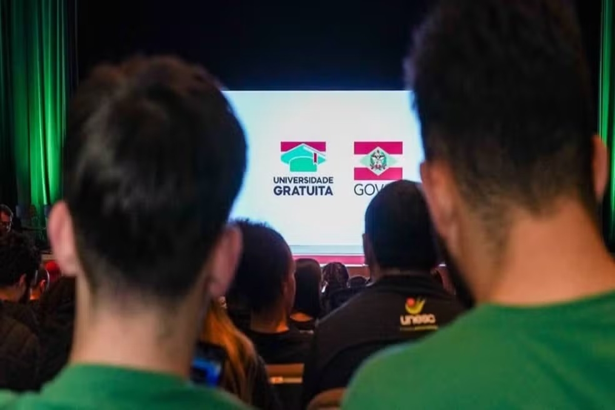 “Baixa renda”: herdeiro bilionário ganhou bolsa para cursar direito