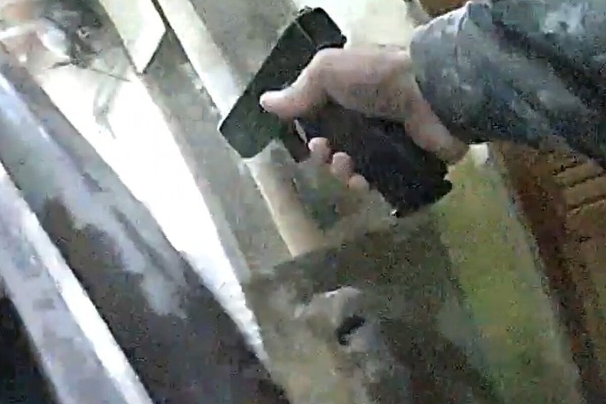 “Sou polícia, caralho”: agente chorou após ser baleado por PM da Rota
