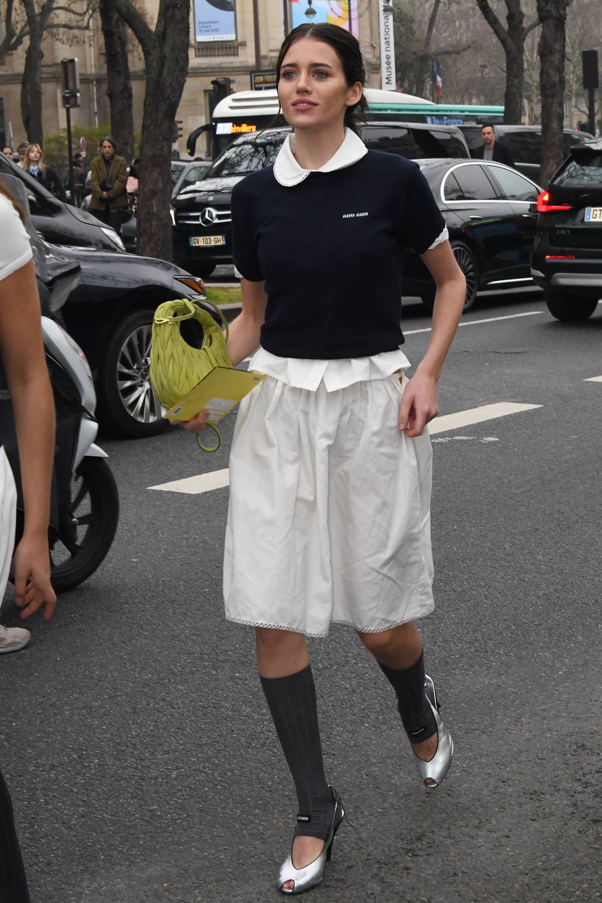 Look com camisa polo - Metrópoles