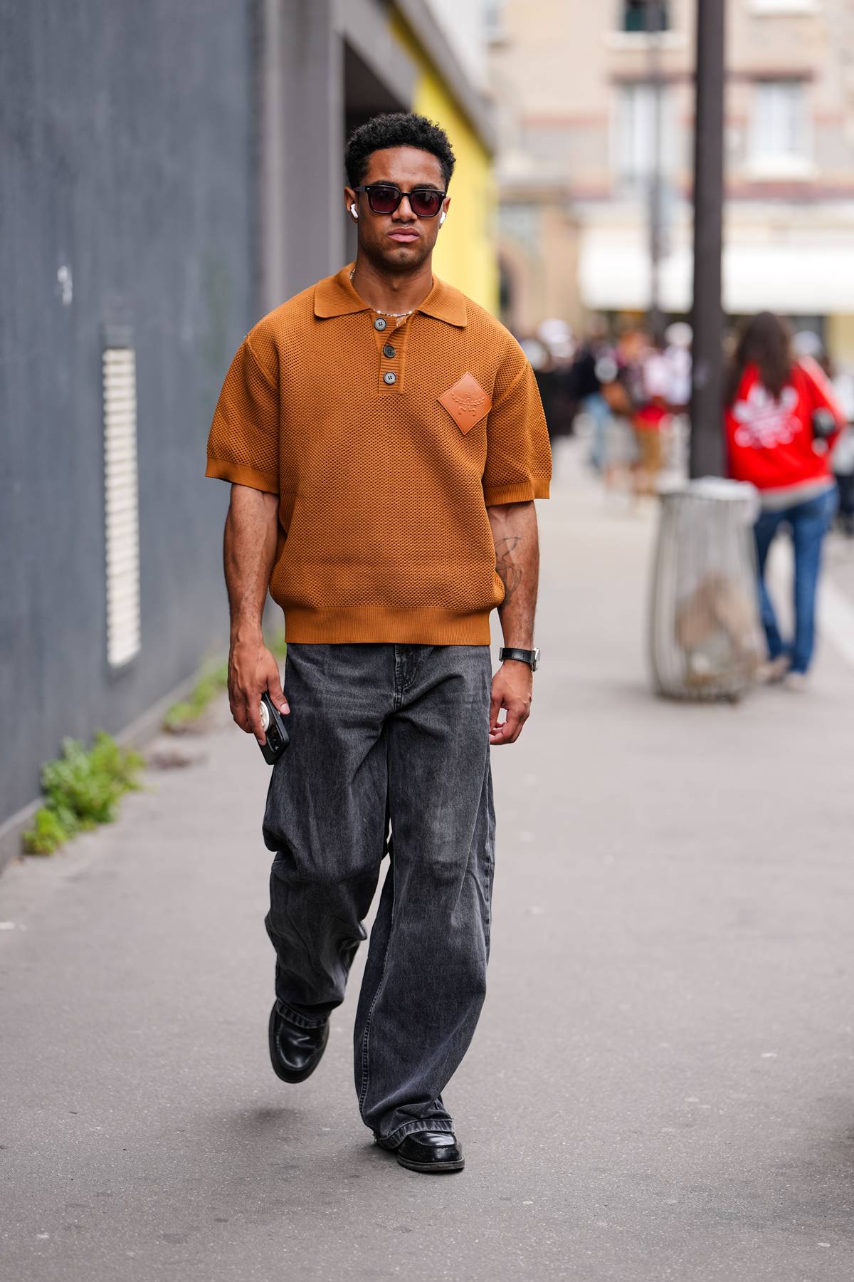 Look com camisa polo - Metrópoles