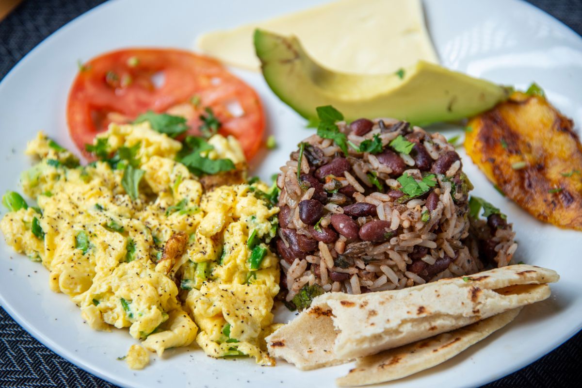 foto colorida de café da manhã mais saudável do mundo