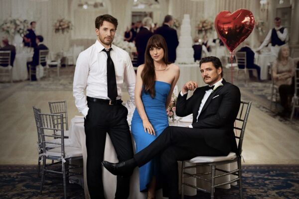 Pôster do filme Amores Materialistas com Chris Evans, Dakota Johnson e Pedro Pascal