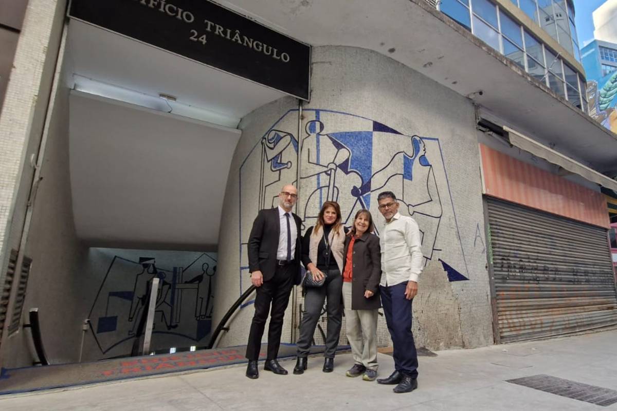 Mural Os Operário, de Di Cavalcanti, no Edifício Triângulo - Metrópoles