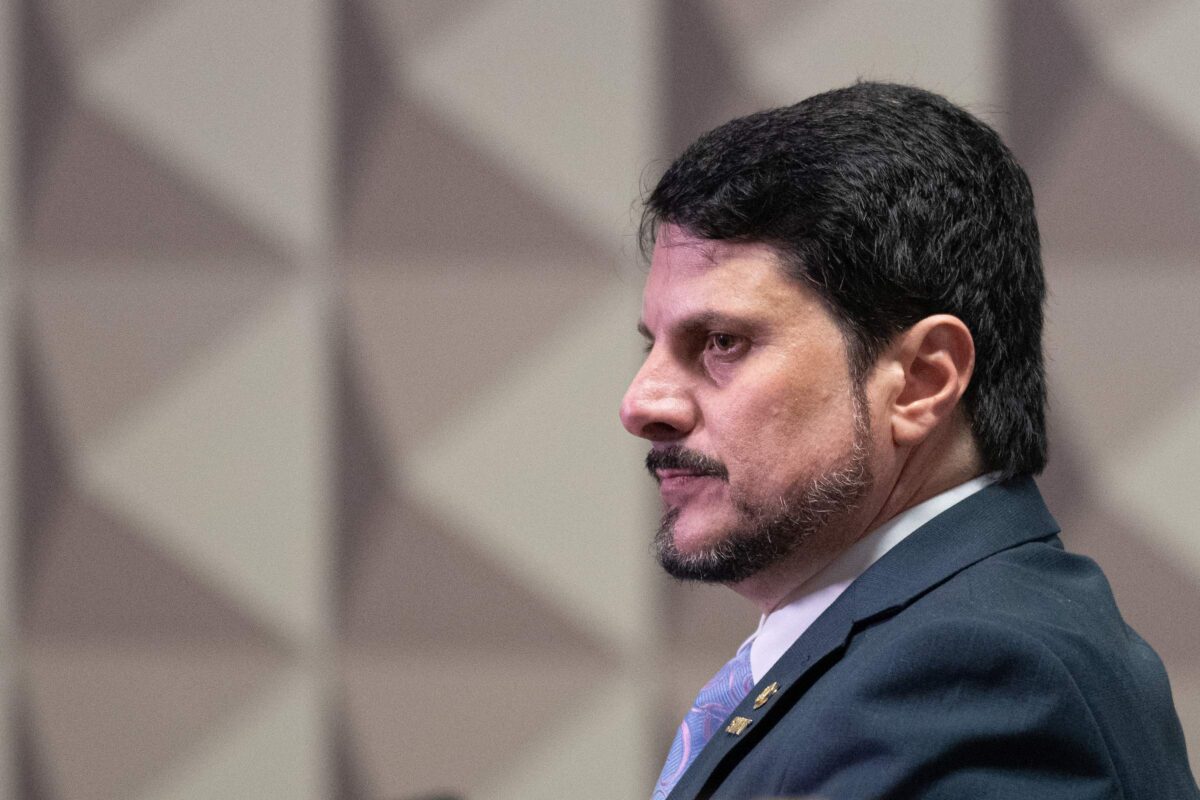 Do Val diz que decisão de Moraes o impede de visitar mãe com câncer