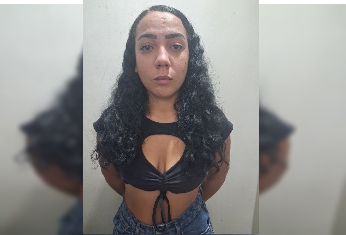 Mulher que deu golpe do “Boa noite, Cinderela” em policiais é presa