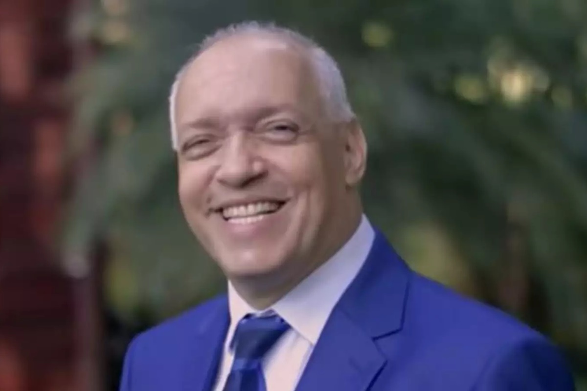 Pastor Eduardo Costa flagrado de calcinha e peruca vira piada na web - Metrópoles