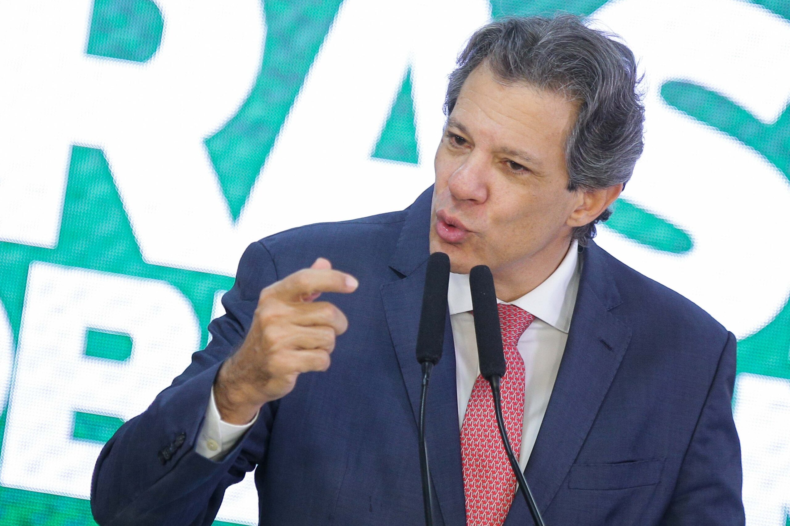 Haddad vê melhor cenário desde 2016 para “eleição civilizada”