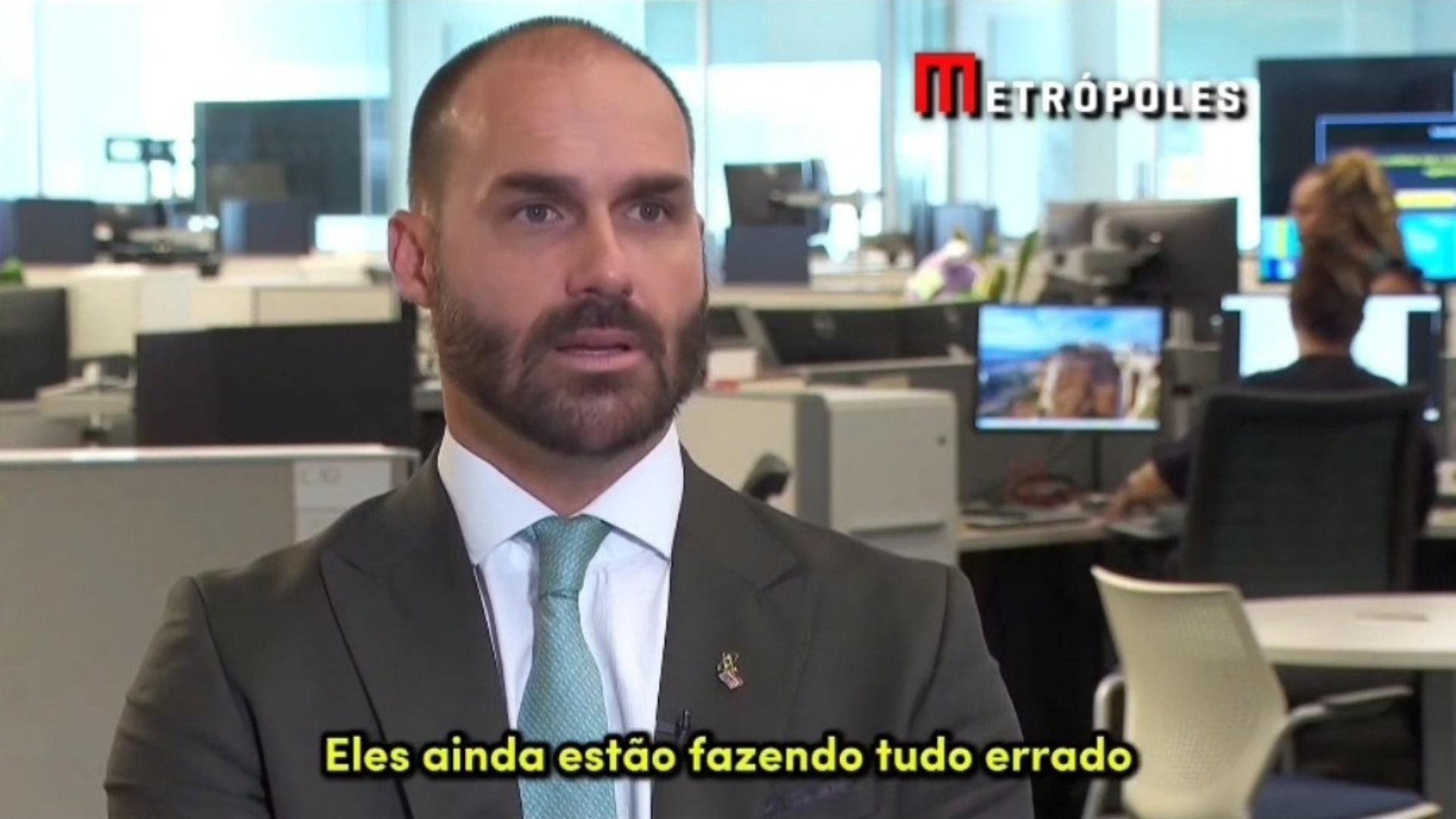 Eduardo Bolsonaro volta a criticar o Brasil e menciona novas sanções