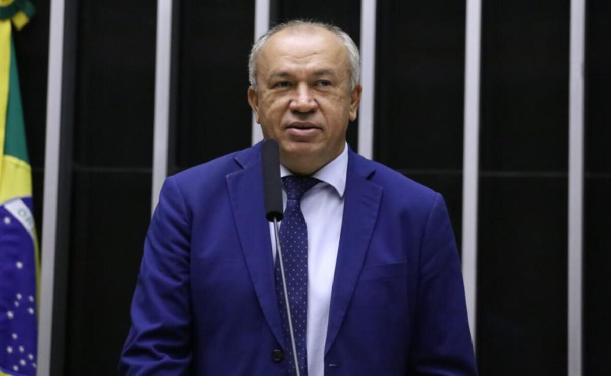 Deputado Paulo Guedes (PT-MG)