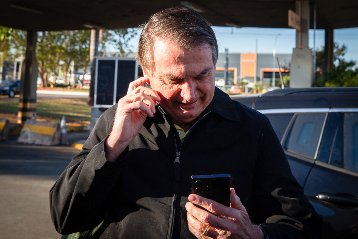 PF aponta R$ 30 milhões em movimentações de Bolsonaro em um ano