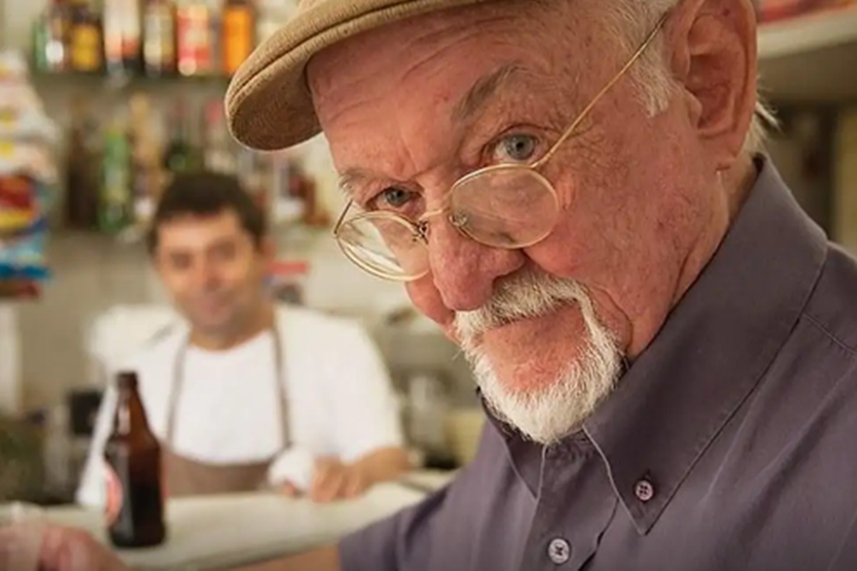 Luto no Mundo do Humor: Morre aos 93 Anos o Cartunista Jaguar, Ícone do Pasquim